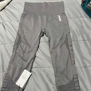 NWT Gymshark Energy Seamless Cropped Leggings